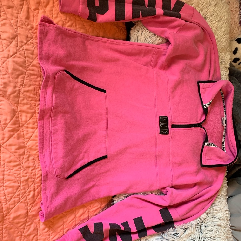 PINK Sweatshirt